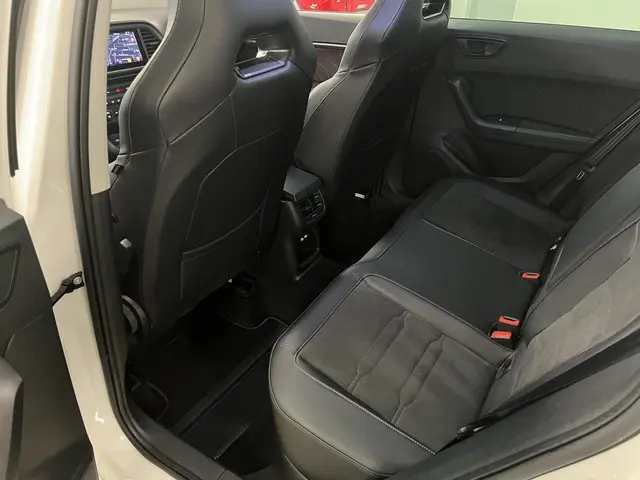 CUPRA Ateca 1.5 TSi DSG 2024 Benzine 25