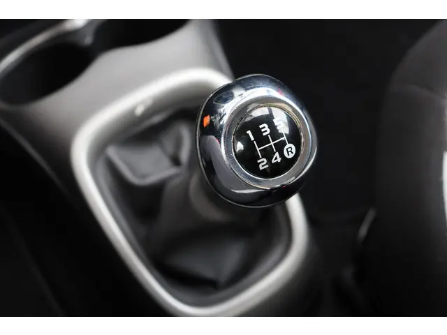 Toyota Aygo 1.0 VVT-i x-clusive, Airco, 2017 Benzine 23