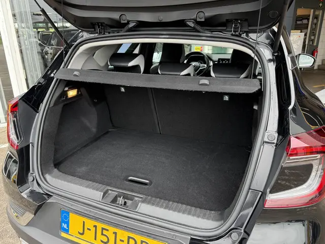 Renault Captur 1.3 TCe 130 Intens 2020 Benzine 31