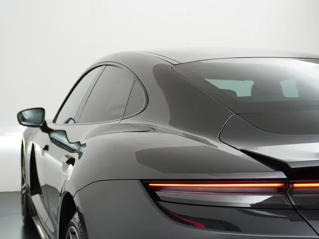Porsche Taycan Performance 84 kWh 2023 Elektrisch 9