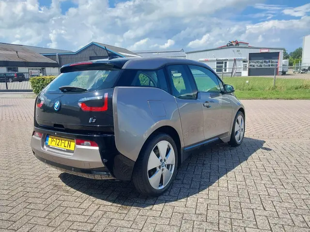 BMW i3 Basis Comfort Advance 22 kWh 2015 Elektrisch 4