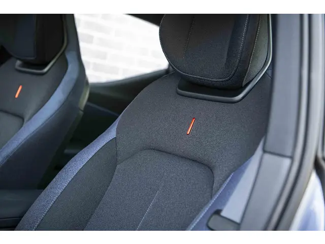 Lynk & Co 02 Core 66 kWh 2026 Elektrisch 28