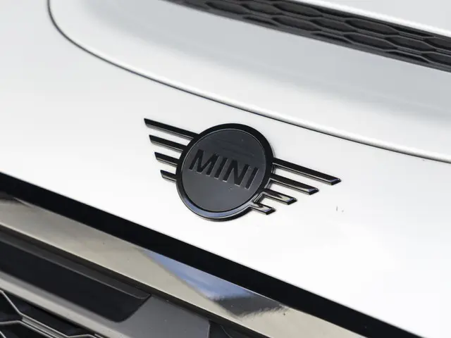 MINI 3-Deurs John Cooper Works 2022 Benzine 17