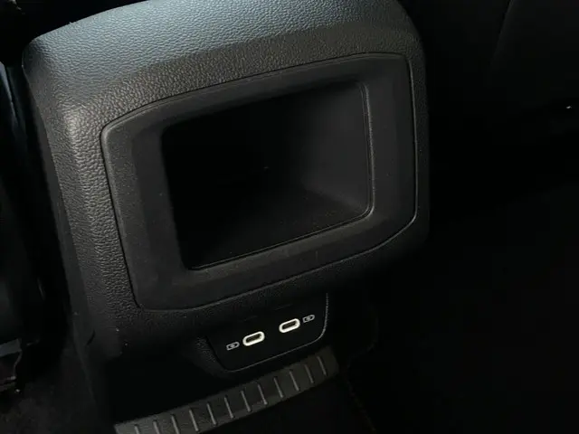 Volkswagen T-Cross 1.0 TSI R-Line Automaat 2022 Benzine 12