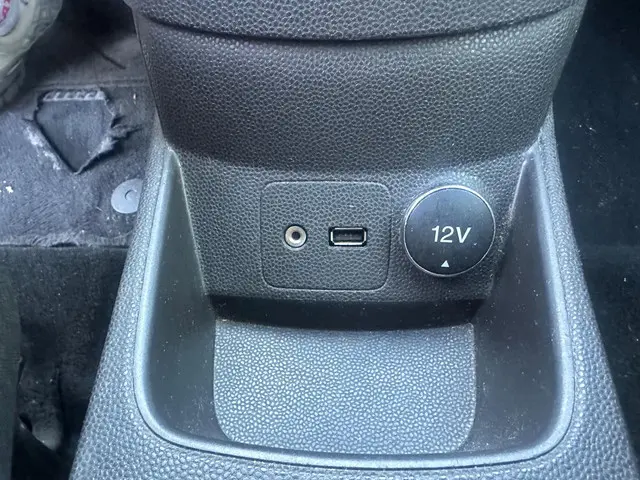 Ford Fiesta 1.25 2015 Benzine 17