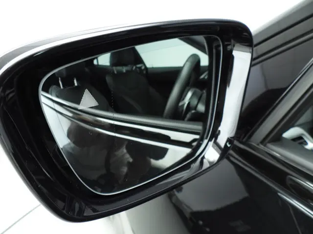BMW 4 Serie Coupe 420i 2024 Benzine 20