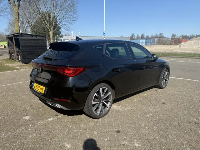 SEAT Leon 1.0 eTSI FR Business Intense 2021 Benzine 6