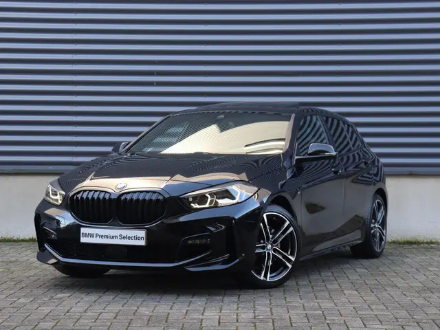 BMW 1 Serie 118i 2022 Benzine 36