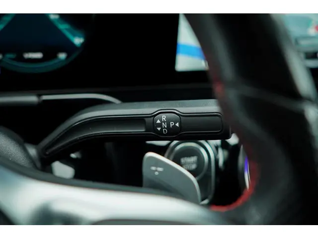 Mercedes-Benz EQA 250+ AMG Line 71 kWh 2024 Elektrisch 15