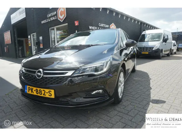 Opel Astra 2