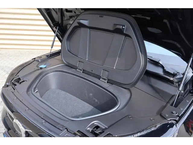 Volvo XC40 Recharge Core 70 kWh 2022 Elektrisch 29