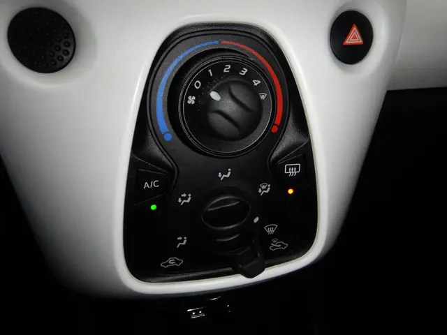 Peugeot 108 1.0 VTi Active Top 2014 Benzine 15