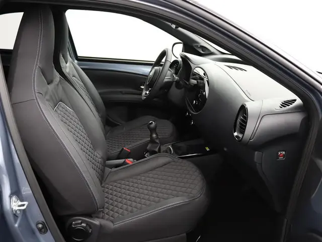 Toyota Aygo X 1.0 VVT-i MT Premium 2024 Benzine 20