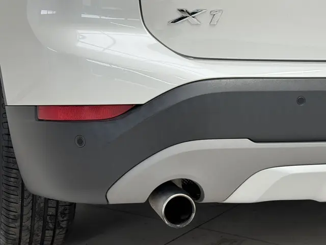 BMW X1 sDrive20i High Executive 2018 Benzine 42