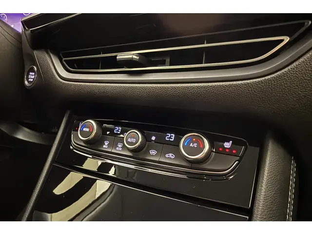 Opel Grandland 1.2 Turbo Ultimate 2024 Benzine 25