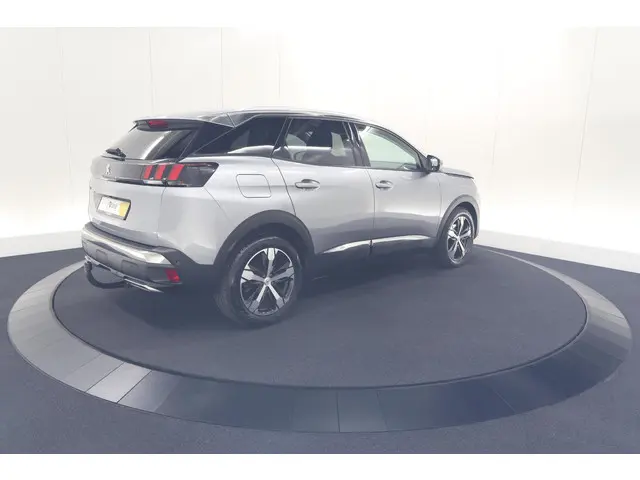 Peugeot 3008 PureTech 130 EAT8 Crossway 2020 Benzine 9
