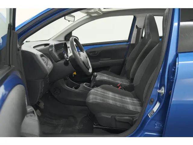 Peugeot 108 1.0 e-VTi Active TOP! 2019 Benzine 30