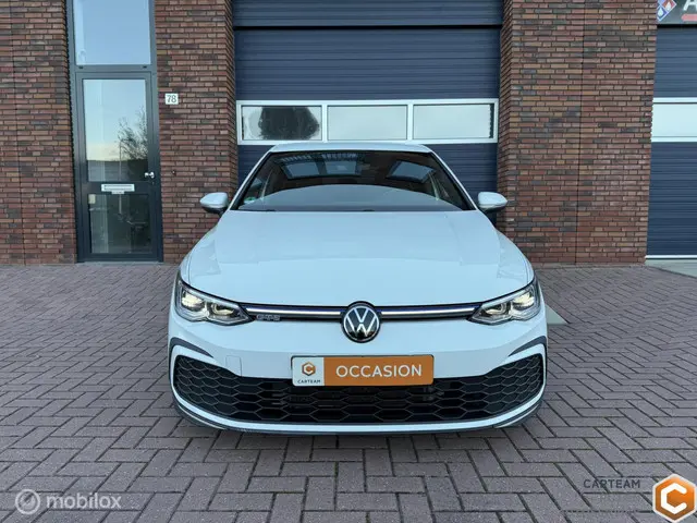 Volkswagen Golf 2