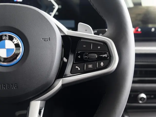 BMW 3 Serie Touring 330e 2026 Hybride Benzine 30