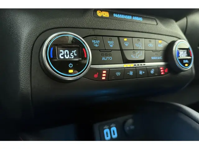 Ford Kuga 2.5 PHEV Vignale 2021 Hybride Benzine 31