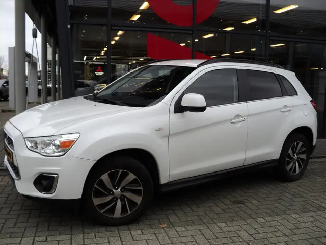 Mitsubishi ASX 2