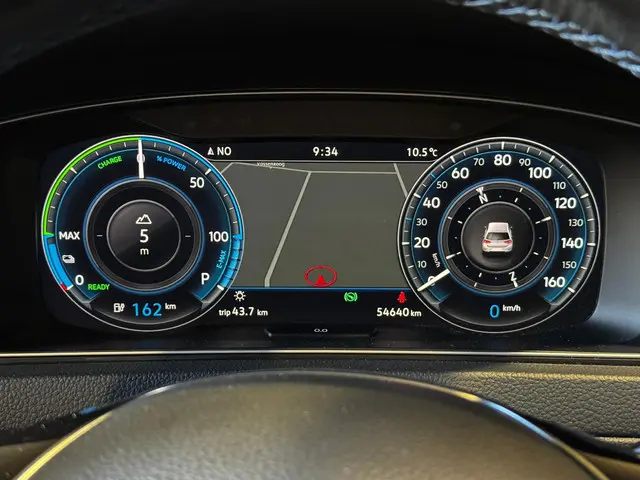 Volkswagen e-Golf E-DITION 2019 Elektrisch 28