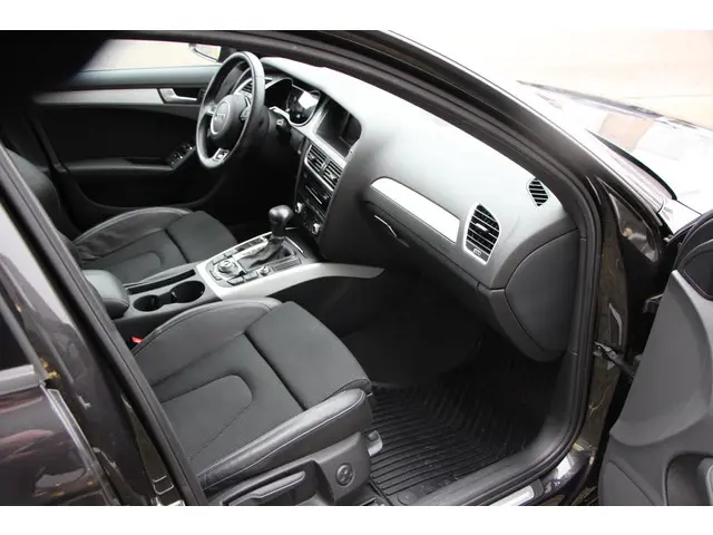 Audi A4 Avant 1.8 TFSI Pro Line S 2013 Benzine 9