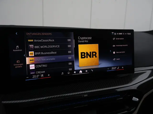 BMW 3 Serie Touring 330e 2025 Hybride Benzine 35