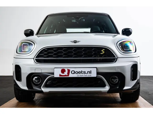 MINI Countryman Cooper SE ALL4 2022 Hybride Benzine 22