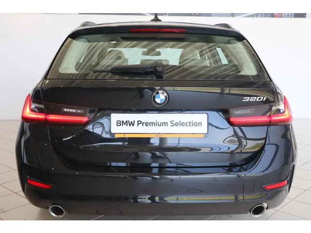 BMW 3 Serie Touring 320i 2020 Benzine 5