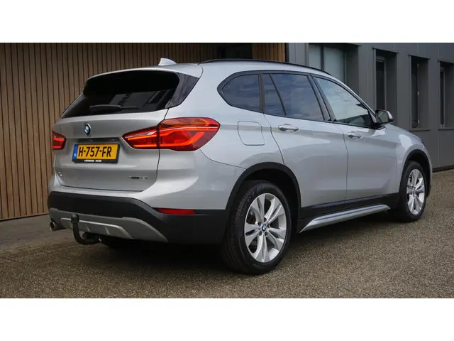 BMW X1 sDrive18i 140pk High Executive 2019 Benzine 5