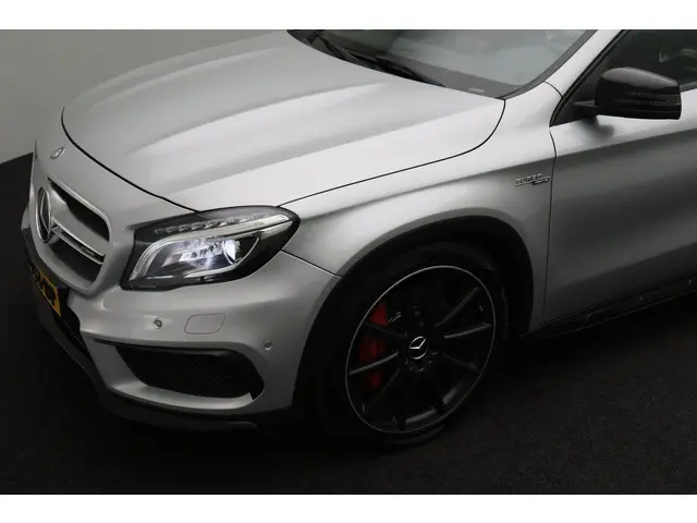 Mercedes-Benz GLA AMG 45 4Matic Edition 1 2014 Benzine 21