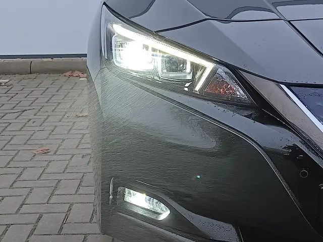 Nissan Leaf N-Connecta 40 kWh 2019 Elektrisch 6