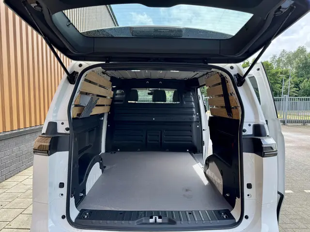 Volkswagen ID. Buzz Cargo 79 kWh 2024 Elektrisch 8