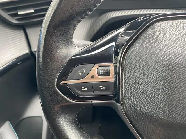 Peugeot 208 1.2 PureTech Allure 2020 Benzine 22