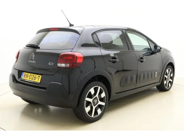 Citroën C3 1.2 PureTech 110pk S&S Shine 2018 Benzine 2