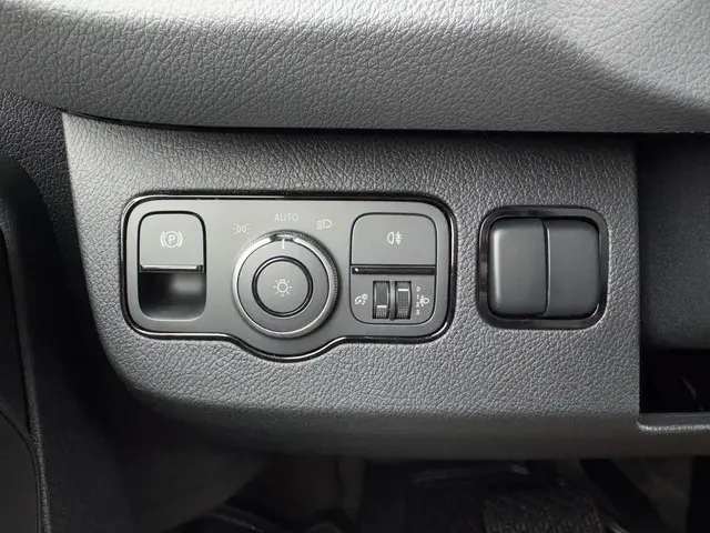 Mercedes-Benz eSprinter 112 2022 Elektrisch 23