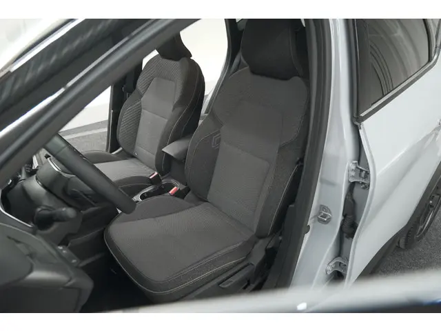 Renault Captur Mild Hybrid 160 EDC Techno 2024 Benzine 26