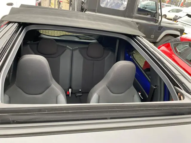 Toyota Aygo X 1.0 VVT-i S-CVT Envy cabriolet 2022 Benzine 8