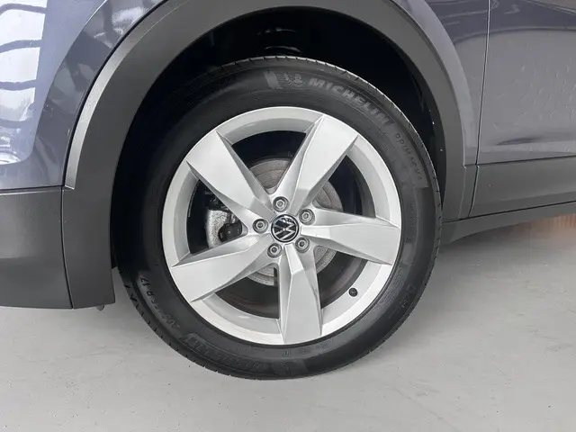 Volkswagen T-Cross 1.5 TSI Style 2023 Benzine 8