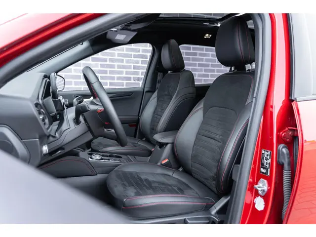 Ford Kuga 2.5 PHEV ST-Line X 2021 Hybride Benzine 18
