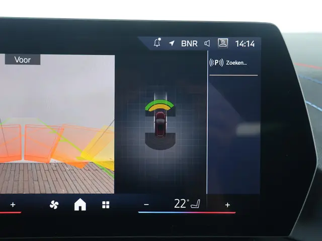 BMW 1 Serie 120 2025 Benzine 28