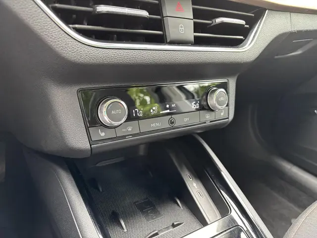 Škoda Scala 1.0 TSI Business Edition 2019 Benzine 12