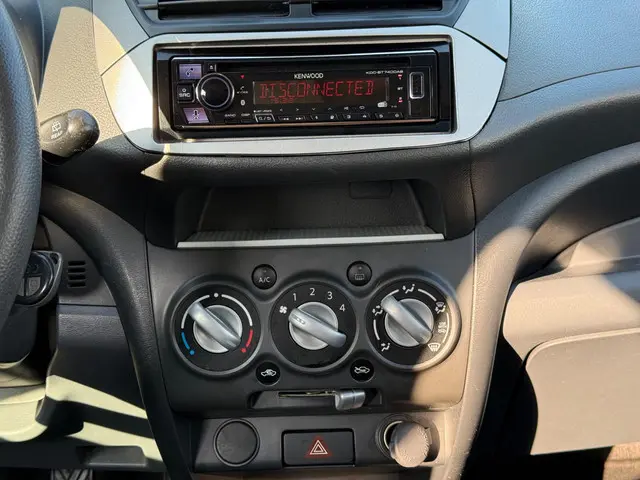 Nissan Pixo 1.0 Look|Airco|Bluetooth 2013 Benzine 17