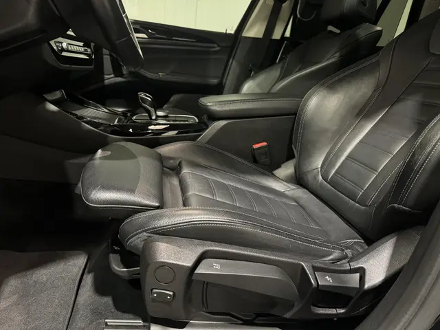 BMW X3 xDrive30e Business 2021 Hybride Benzine 9