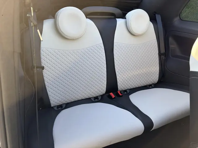 Fiat 500C 1.0 Hybrid Dolcevita 2022 Hybride Benzine 21