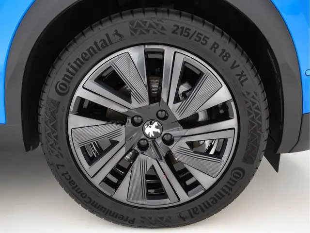 Peugeot e-2008 EV GT 50 kWh {SOH-91%} 2020 Elektrisch 28