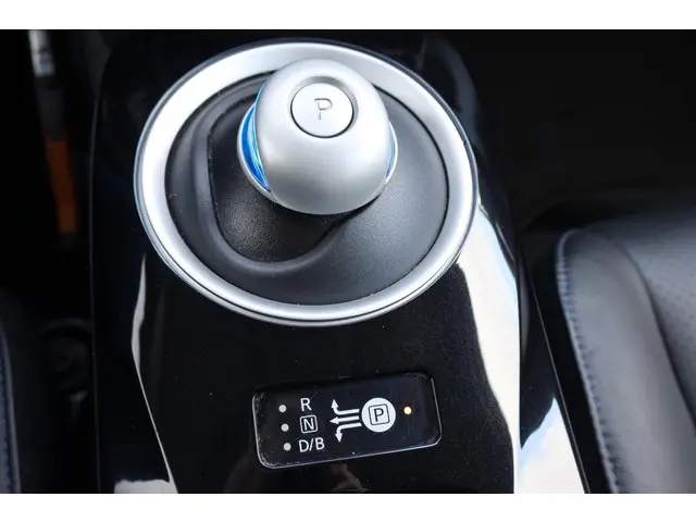 Nissan Leaf Tekna 30 kWh 2016 Elektrisch 33