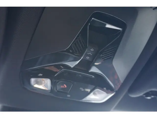 MINI 3-Deurs Cooper C 2024 Benzine 27