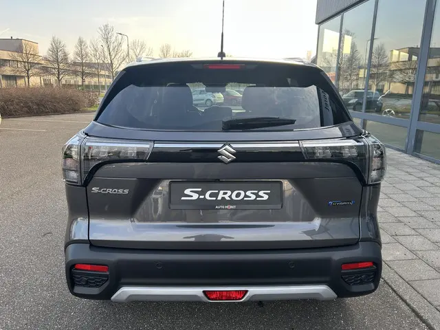 Suzuki S-Cross 1.5 Hybrid Style 2024 Hybride Benzine 6